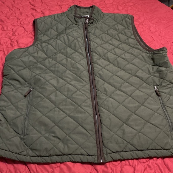 Field & Stream vest - Picture 2 of 10